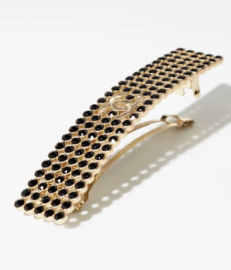 為你帶來低調的優雅造型。