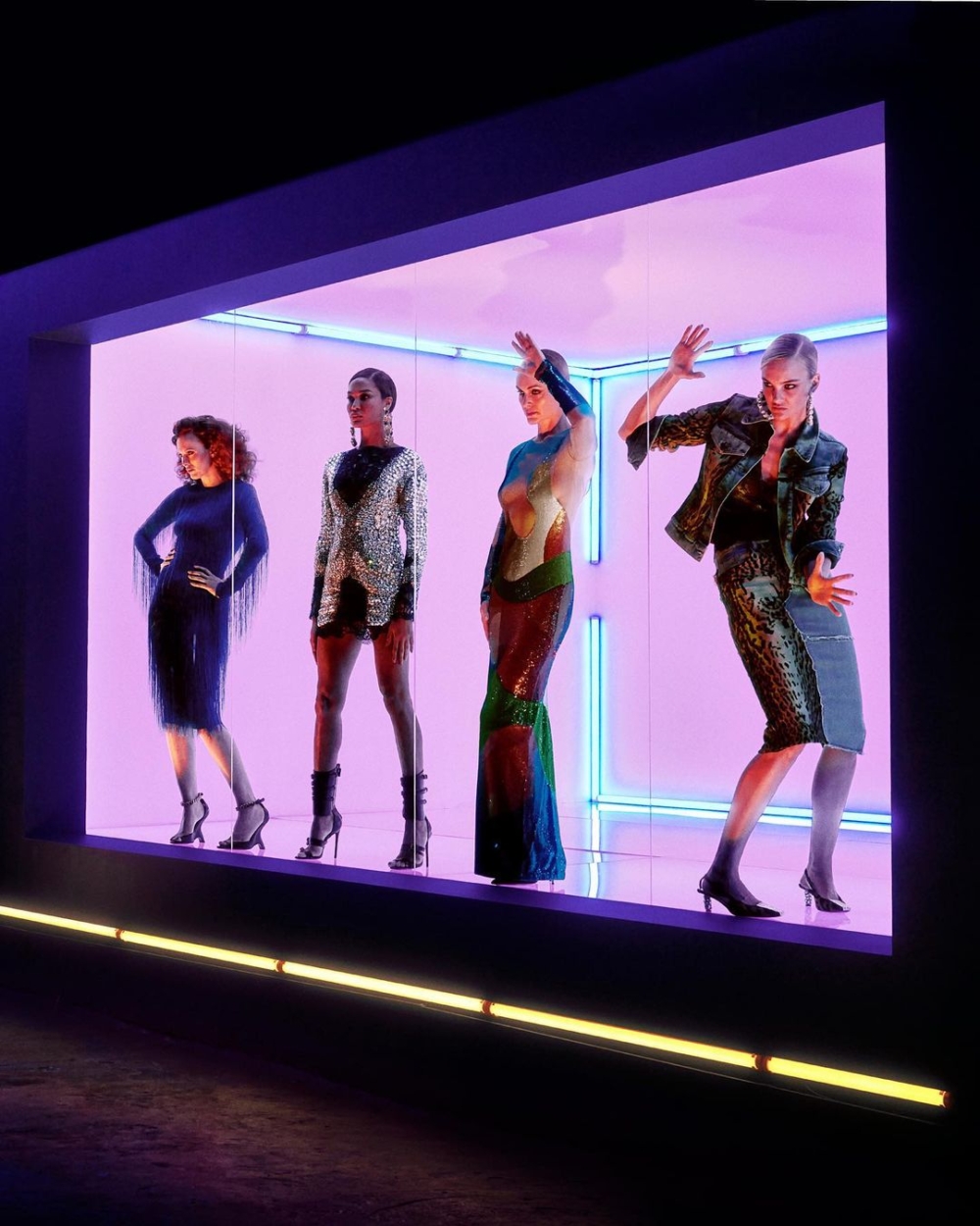 讓我們記得何謂「Tom Ford」美學。