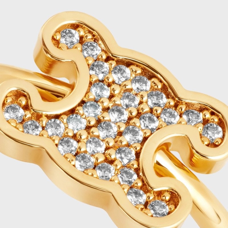 凱旋門設計搭載水晶水鑽。