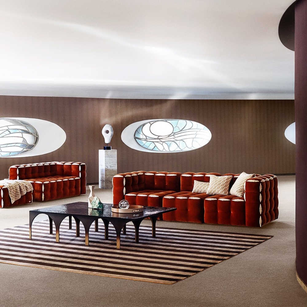 新作「Palazzo della Civiltà Italiana」與羅馬的拱門相呼應