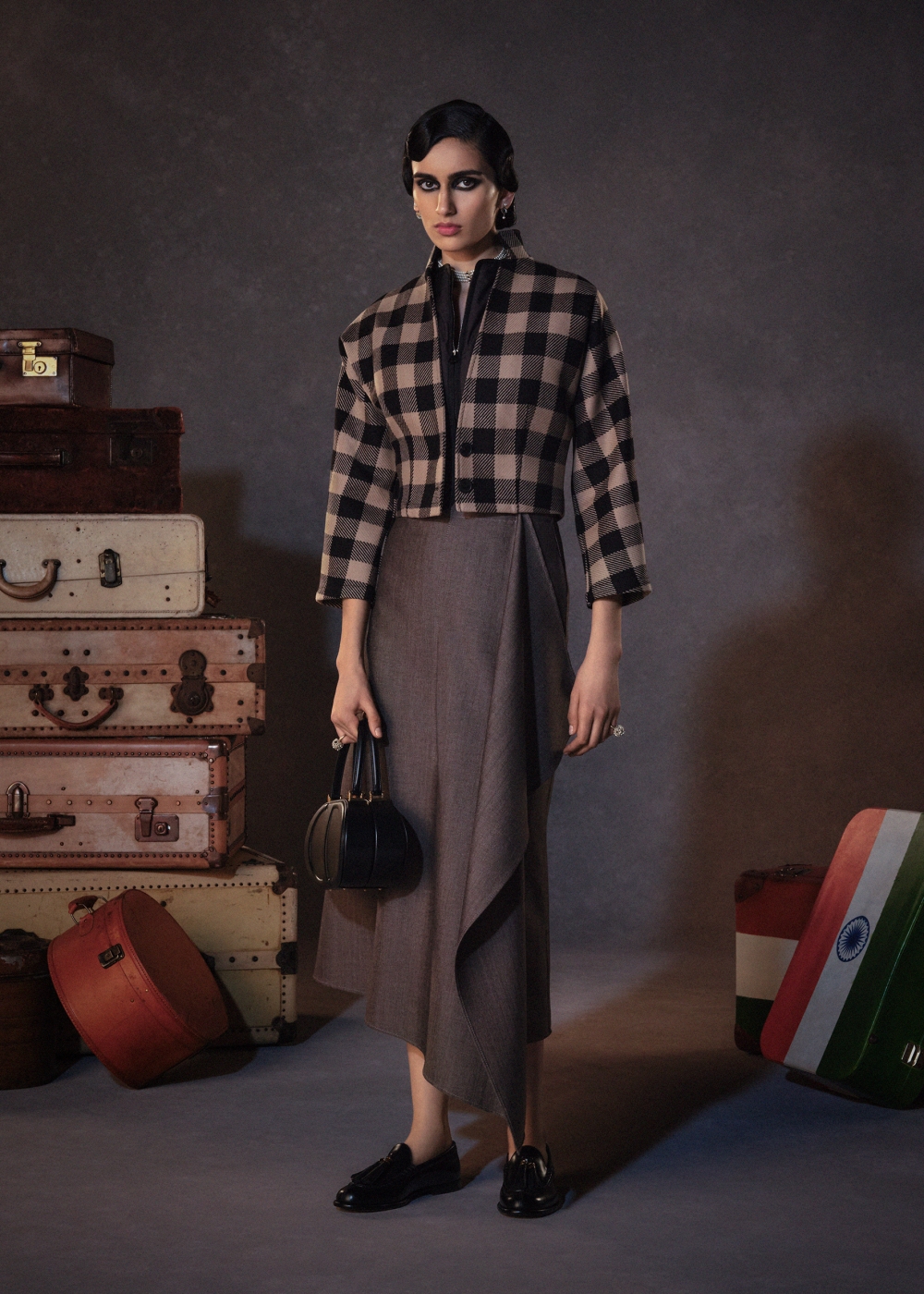 這次登場的優雅手提包。