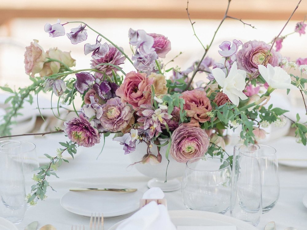 將潔白的婚禮現場襯托的更唯美