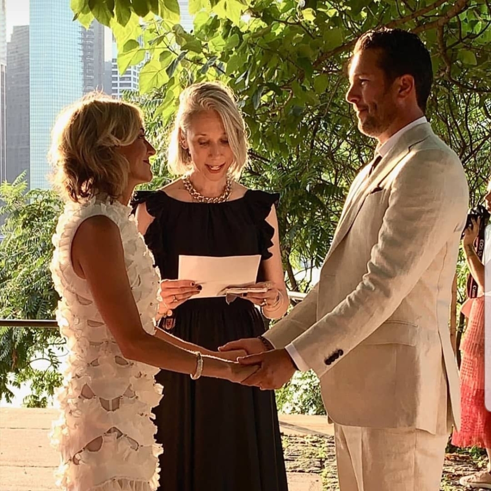 她對於愛情的想法。