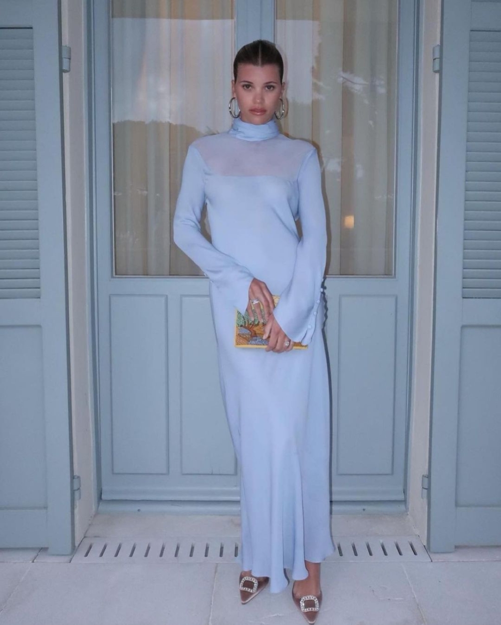 來自明星家族的Sofia Richie父親是現年已67歲的殿堂級歌手Lionel Richie的女兒