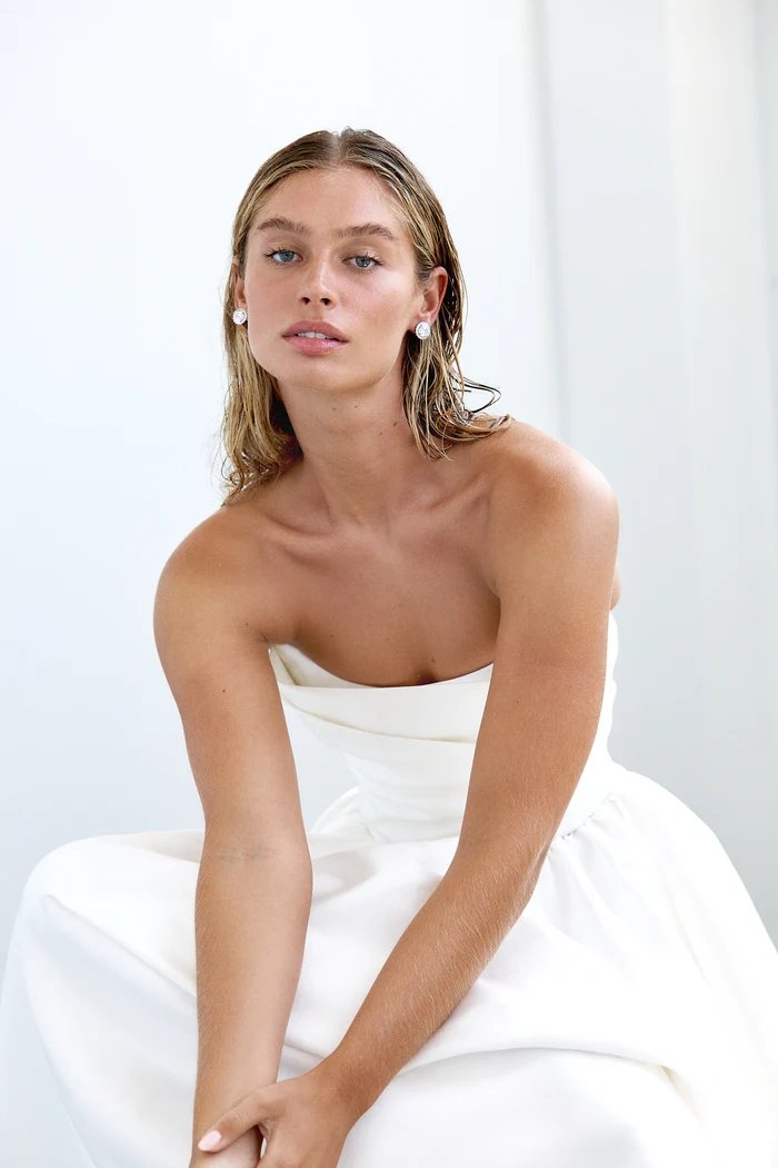 剛剛好的優雅，讓造型更加迷人。