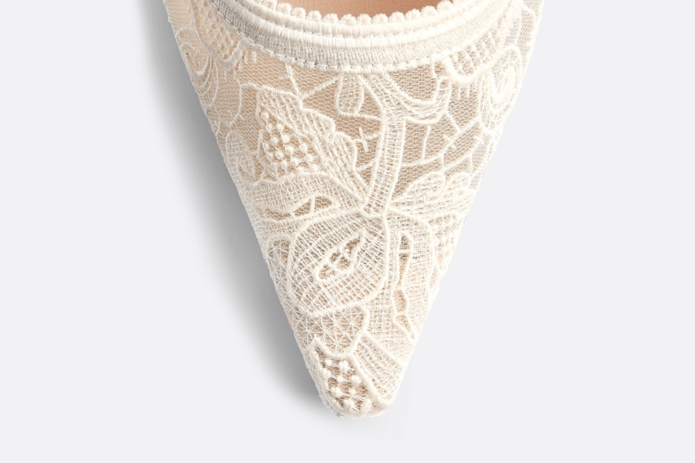 帶有優雅知性的復古底蘊