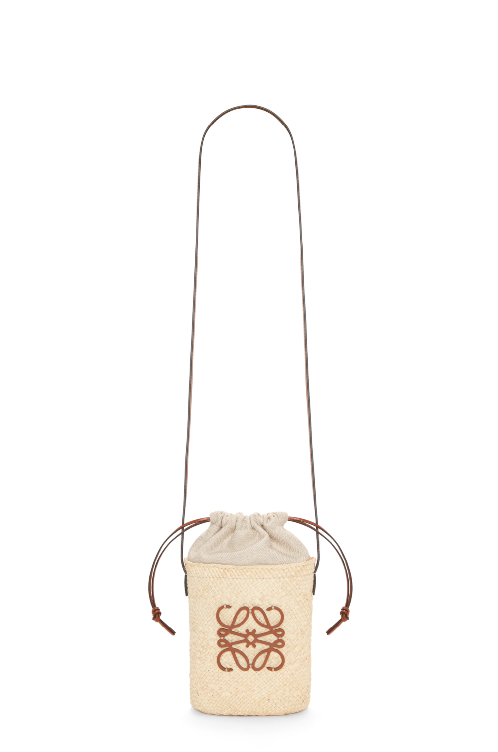 搭配 Anagram 小牛皮肩背帶