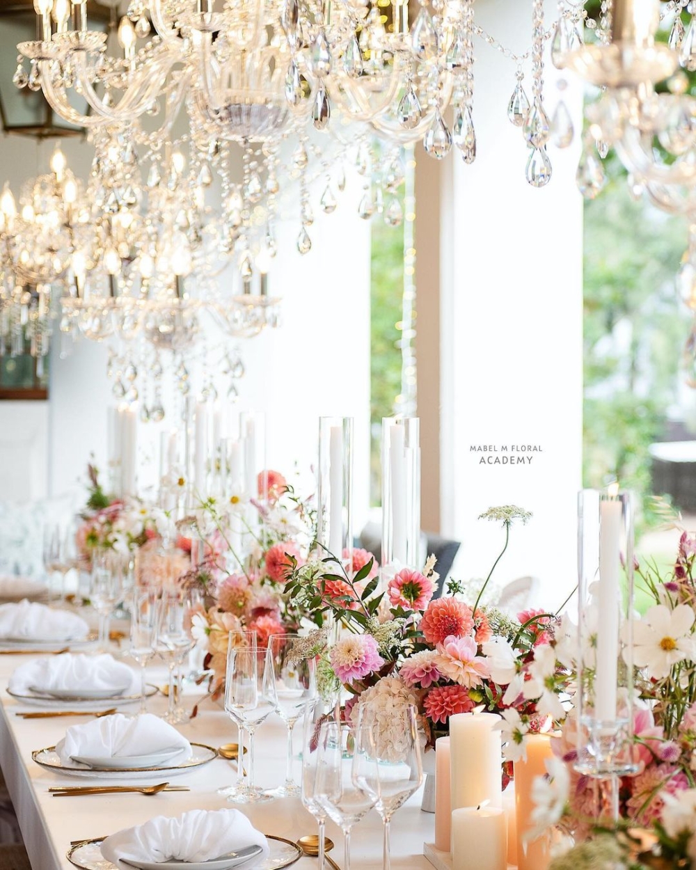 Mabel Maposa是來自南非開普敦的傑出花卉藝術家