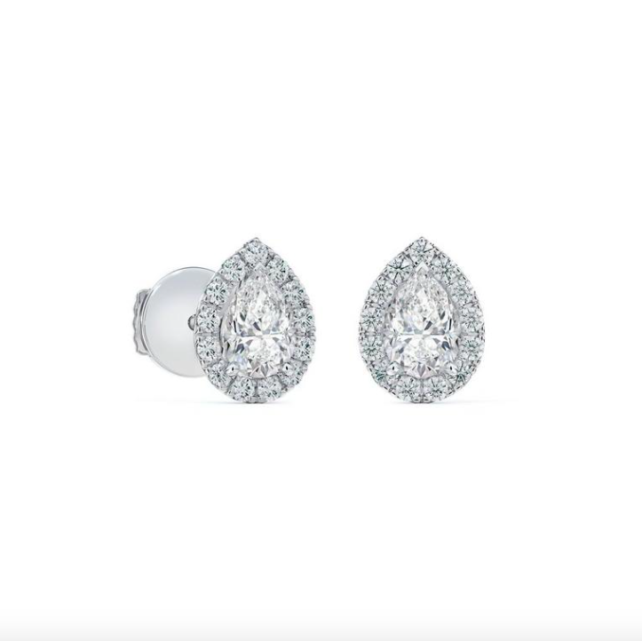 Aura Pear-Shaped Diamond Stud Earrings。