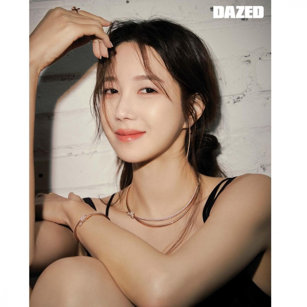 不少網民覺得李智雅現時的顏值比她十年前還要高。