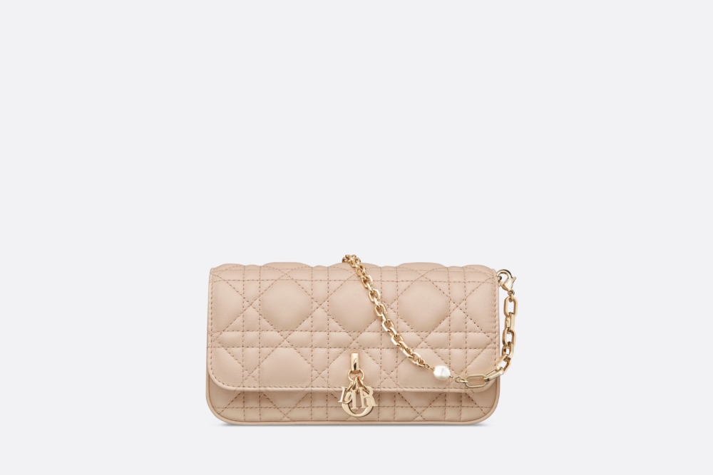 Lady Dior Phone Pouch。