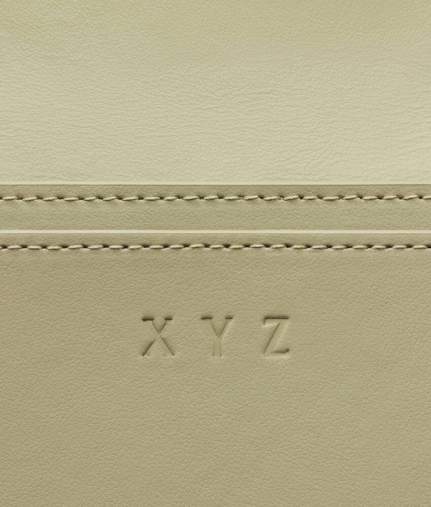 Bottega Veneta推出「個人化服務」。