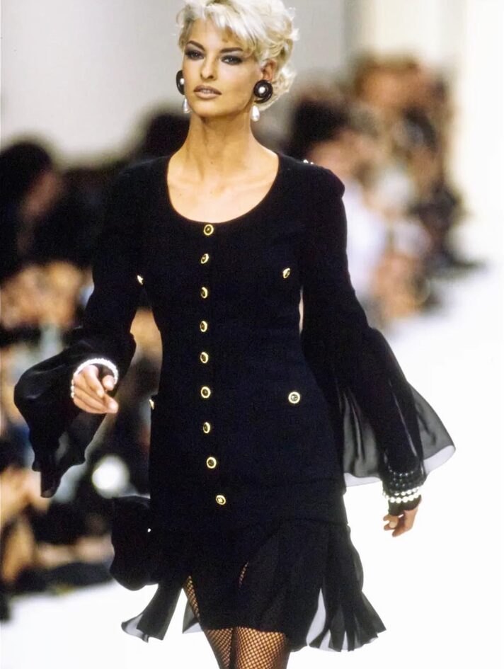 CHANEL小黑洋裝的風潮持續延燒