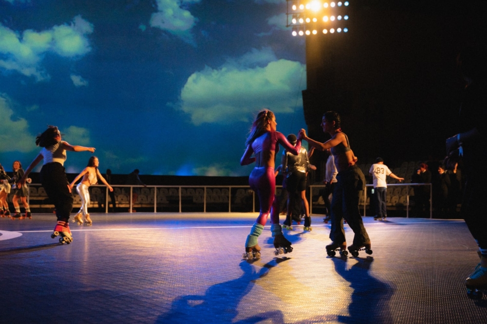 大秀最後於結束時更轉換成溜冰場