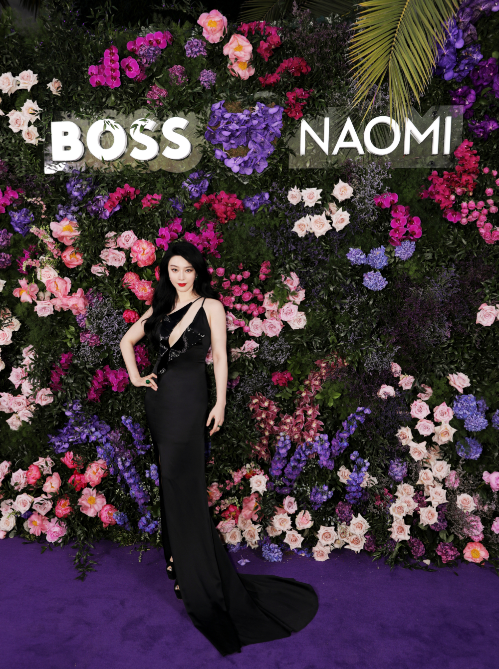 范冰冰身穿BOSS訂製禮服出席。
