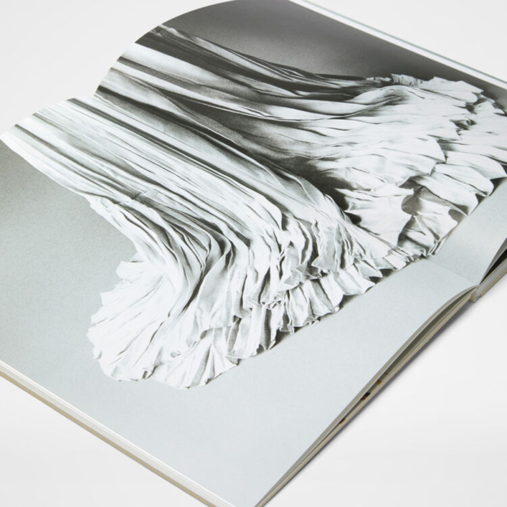 《Familiarty》書籍