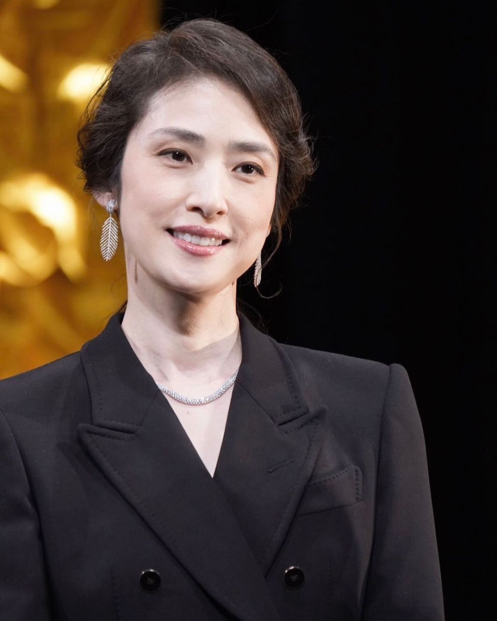 能夠成為日本女性票選為最想成為的女人,因為天海祐希成功活出自己的人生。