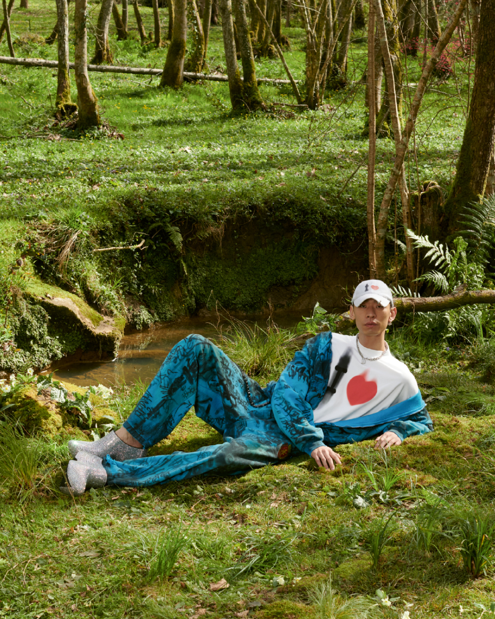 這回就來欣賞Balenciaga 520限定系列亮點單品