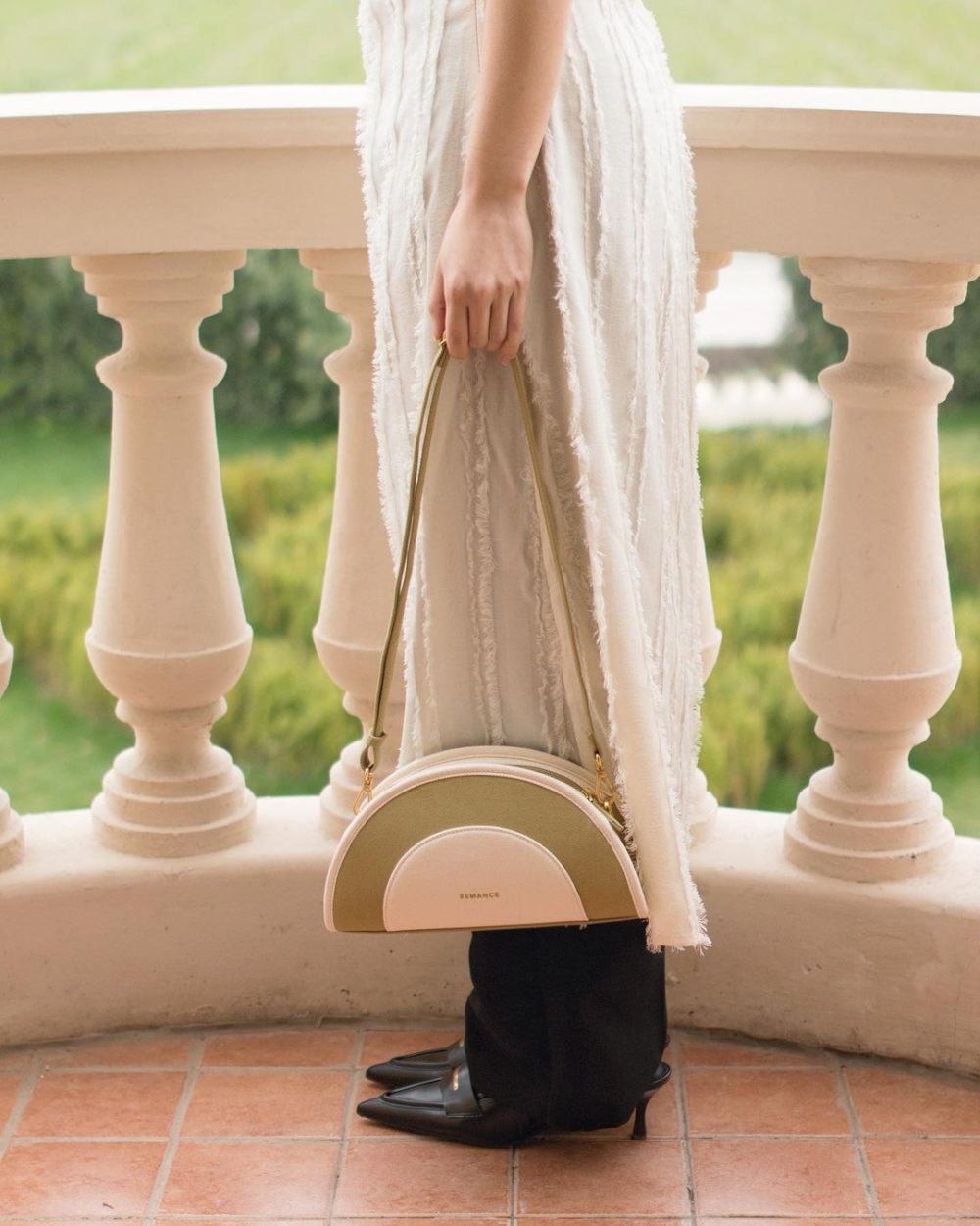 有著流利的弧形造型。