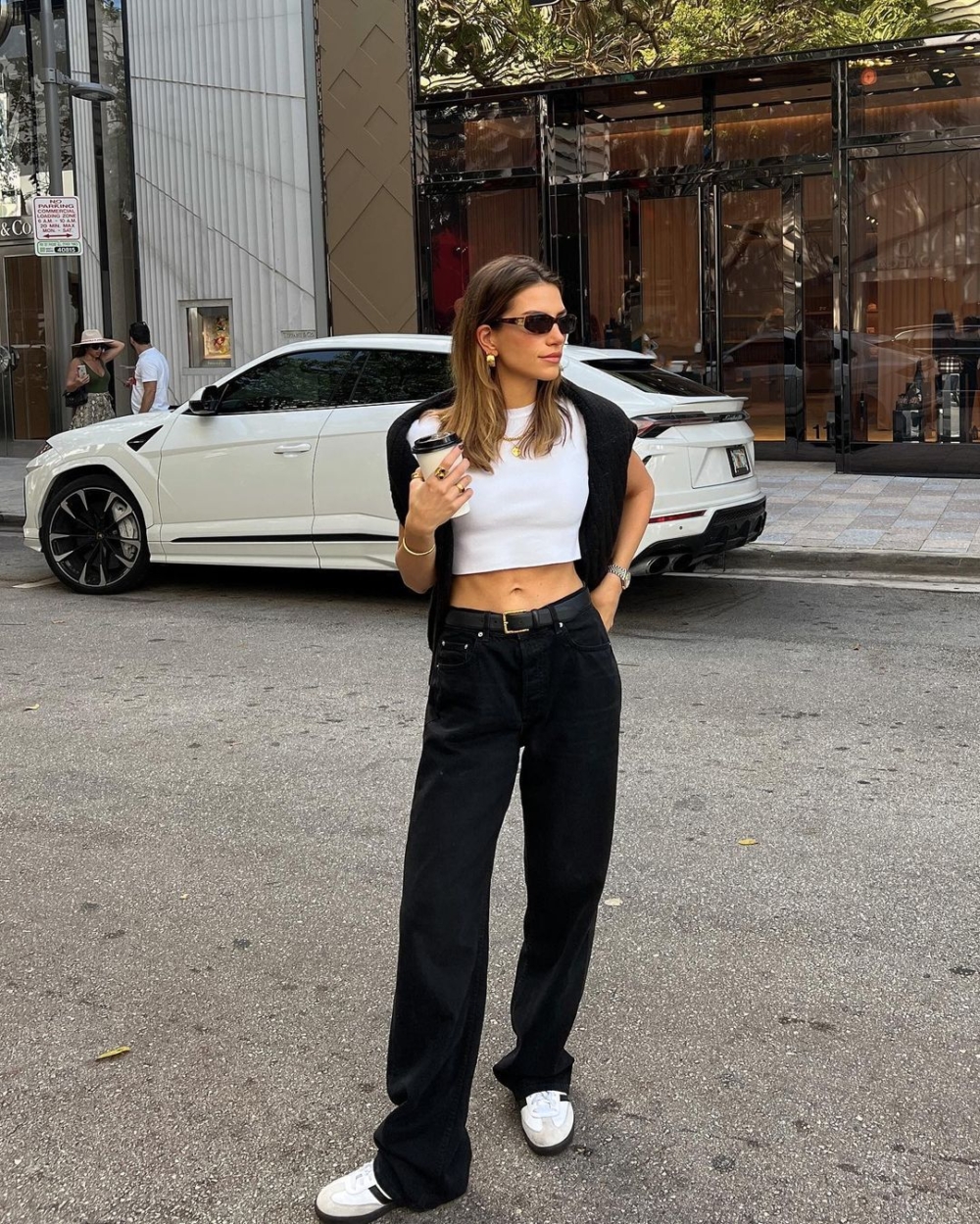 Cass DiMicco的街頭休閒穿搭。