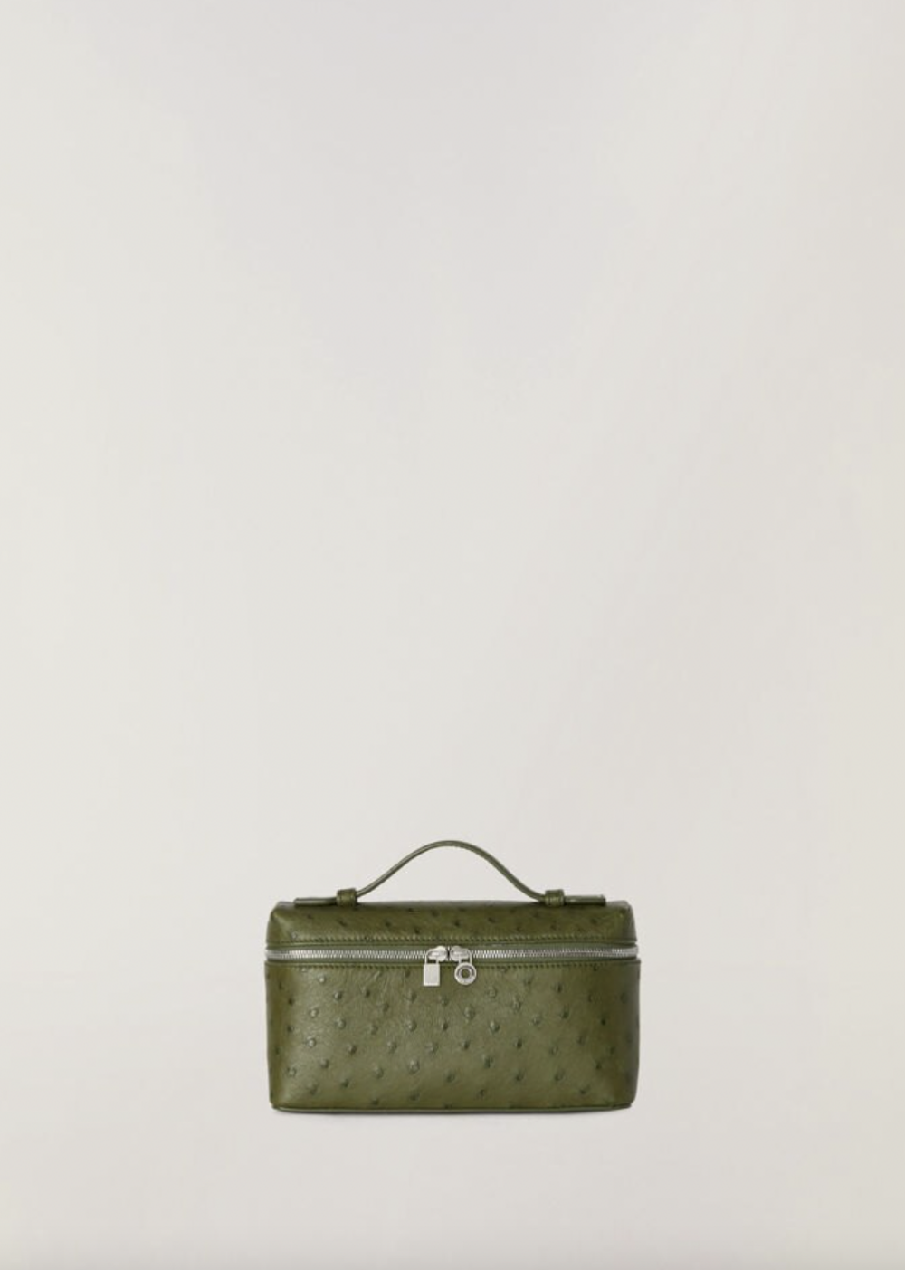 還有深地衣綠的款式。