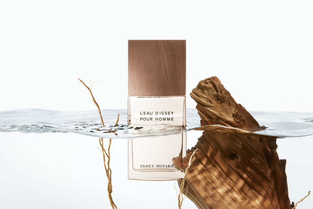 「L'Eau d'Issey pour Homme Vétiver淡香氛」！宛如貴公子般的存在，清爽乾淨，低調優雅，卻又令人無法不注視它。