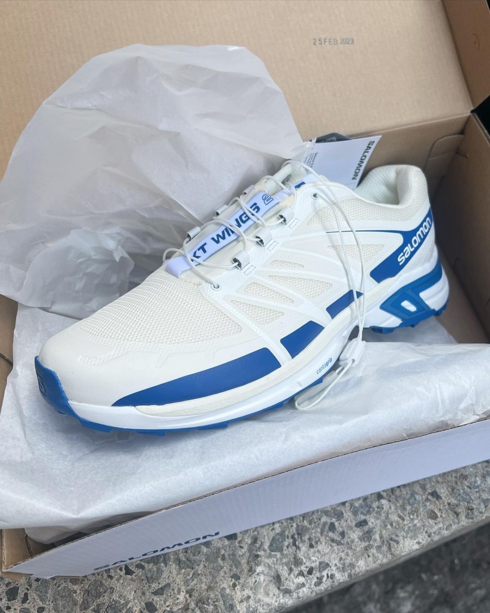 以Salomon XT-Wings 2越野跑鞋款為原型