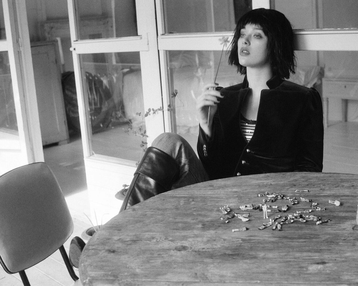 以基礎造型穿出迷人法式風情