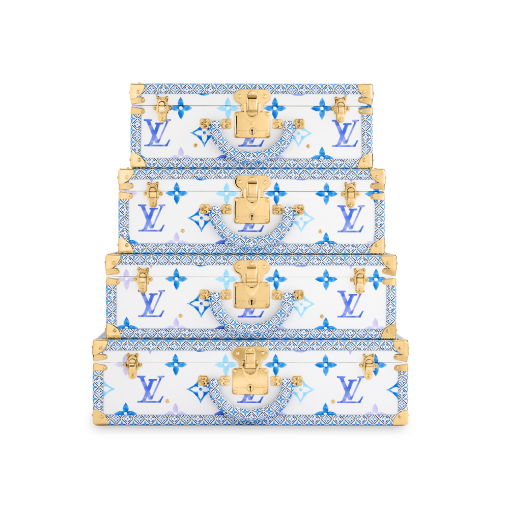 Pyramide Bisten LV by the Pool硬箱