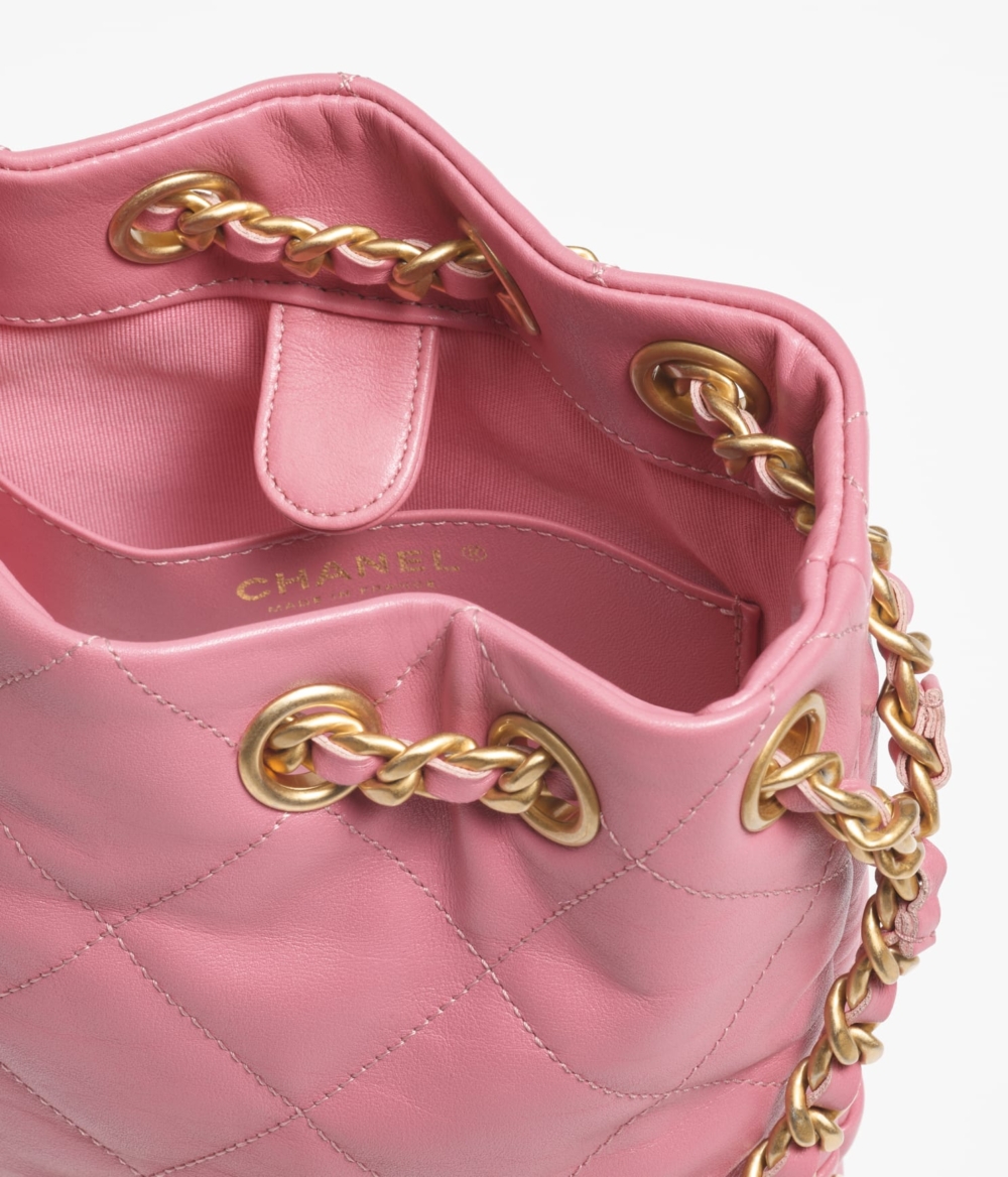 小型水桶包附有內袋