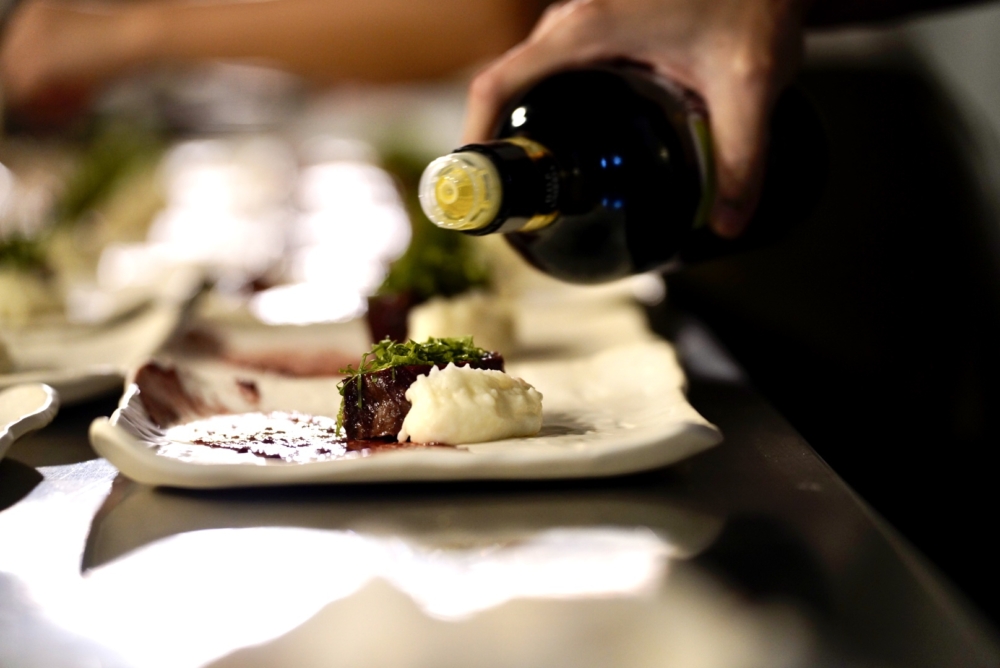 第二部曲:寂寞喧囂之城。