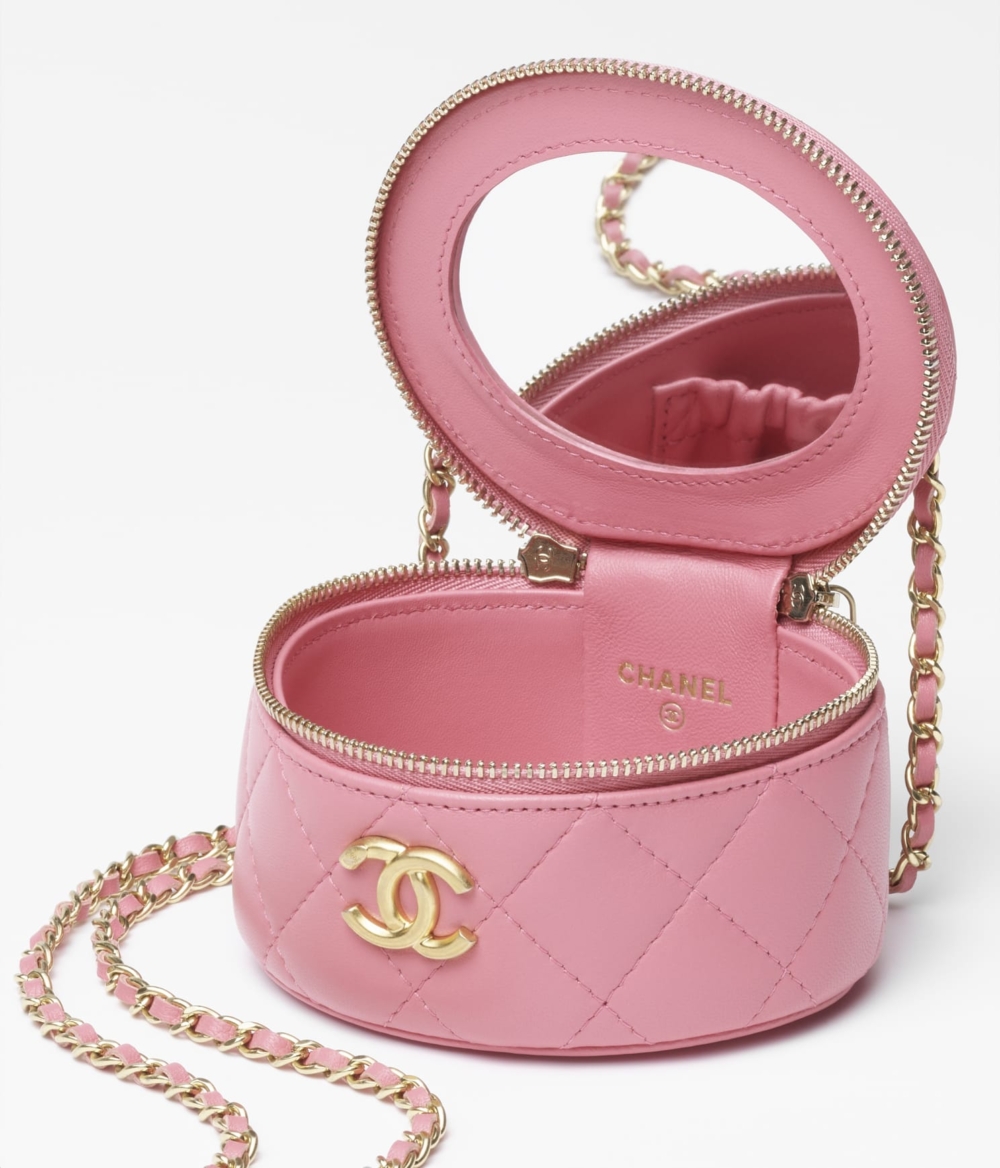 內附有圓形小化妝鏡