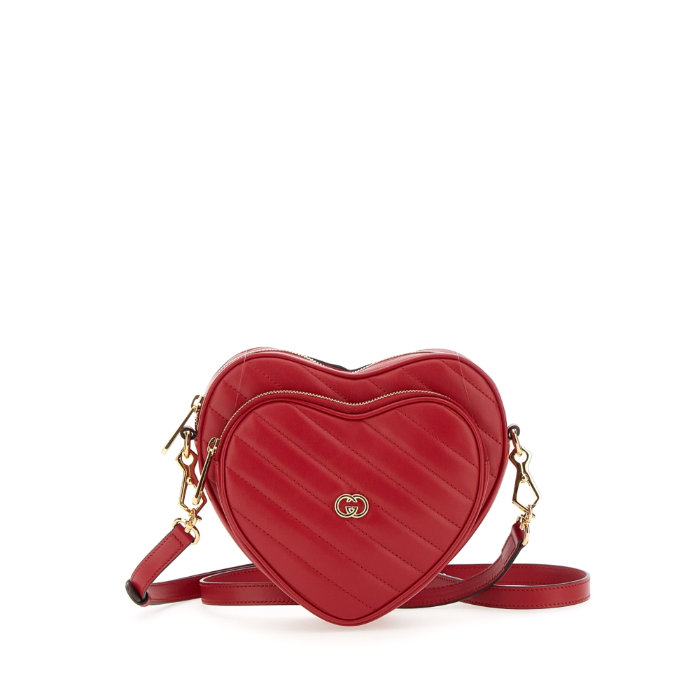 Interlocking G Mini Heart Shoulder Bag。
