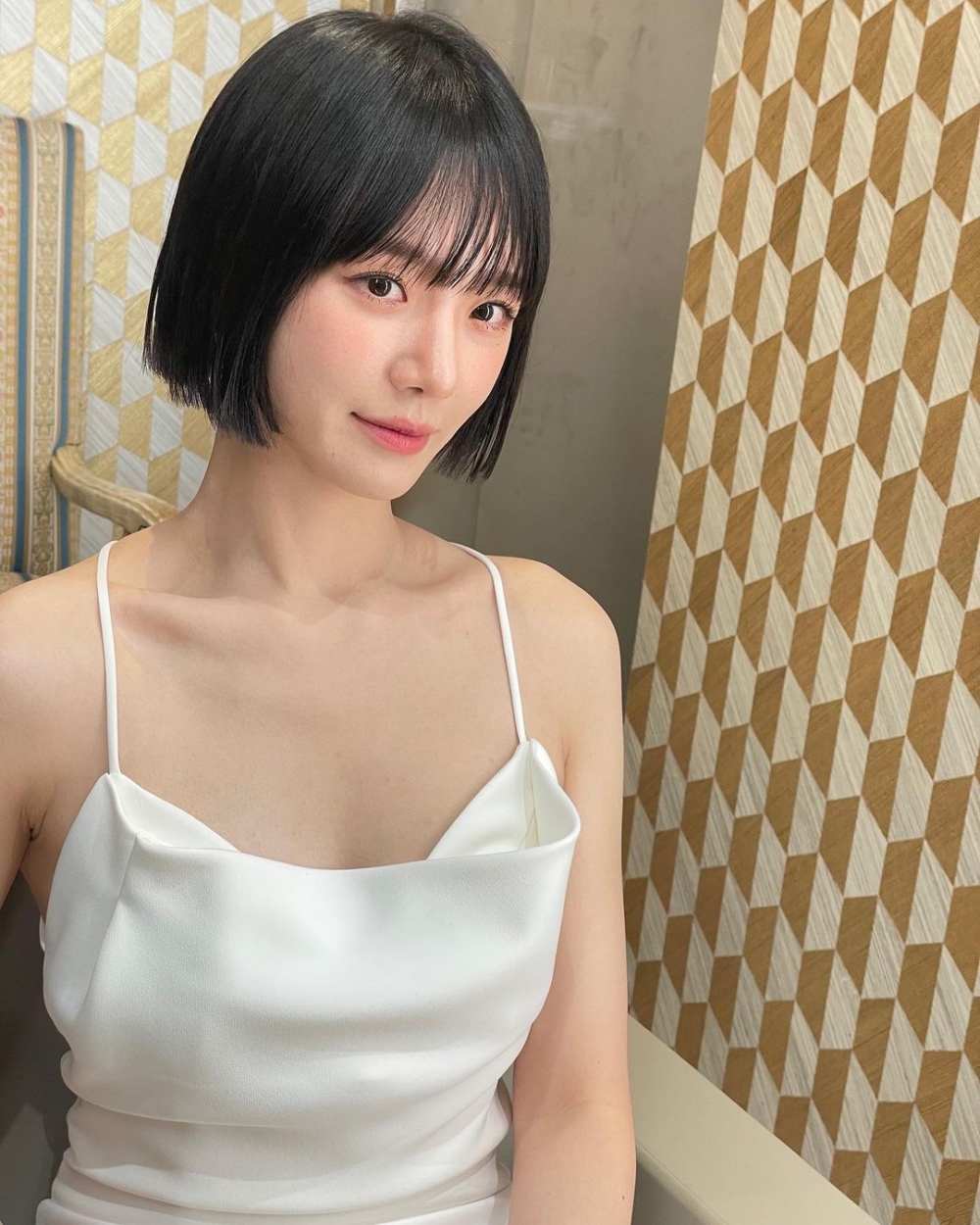 搭配具有空氣感的瀏海