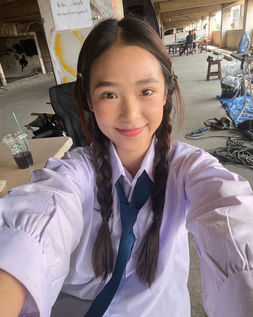 過去她所演出的作品《Double Savage》中演出。