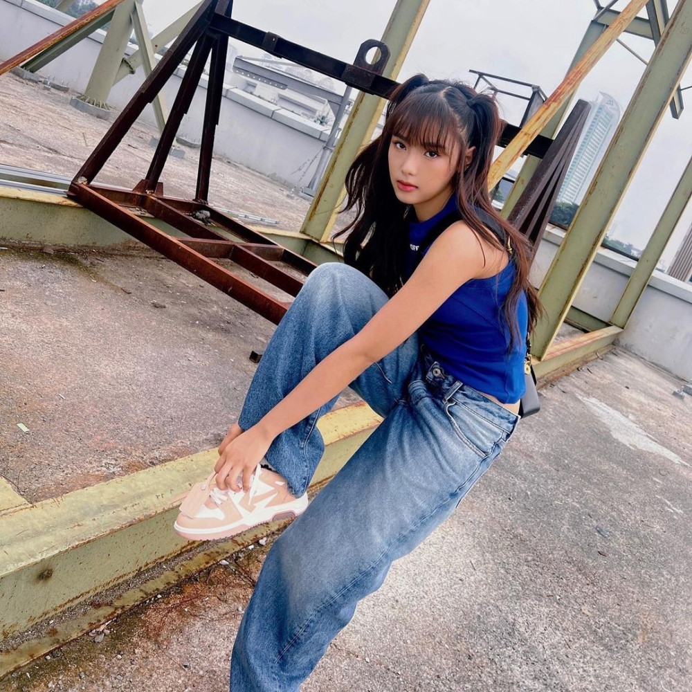 甜美可愛的雙馬尾公主頭髮型。