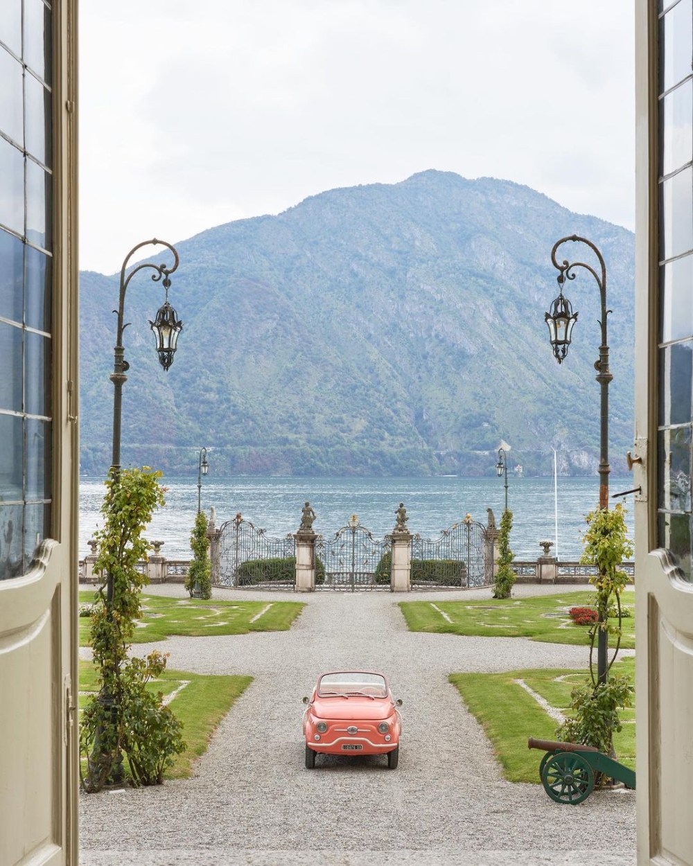 這款車為電動車