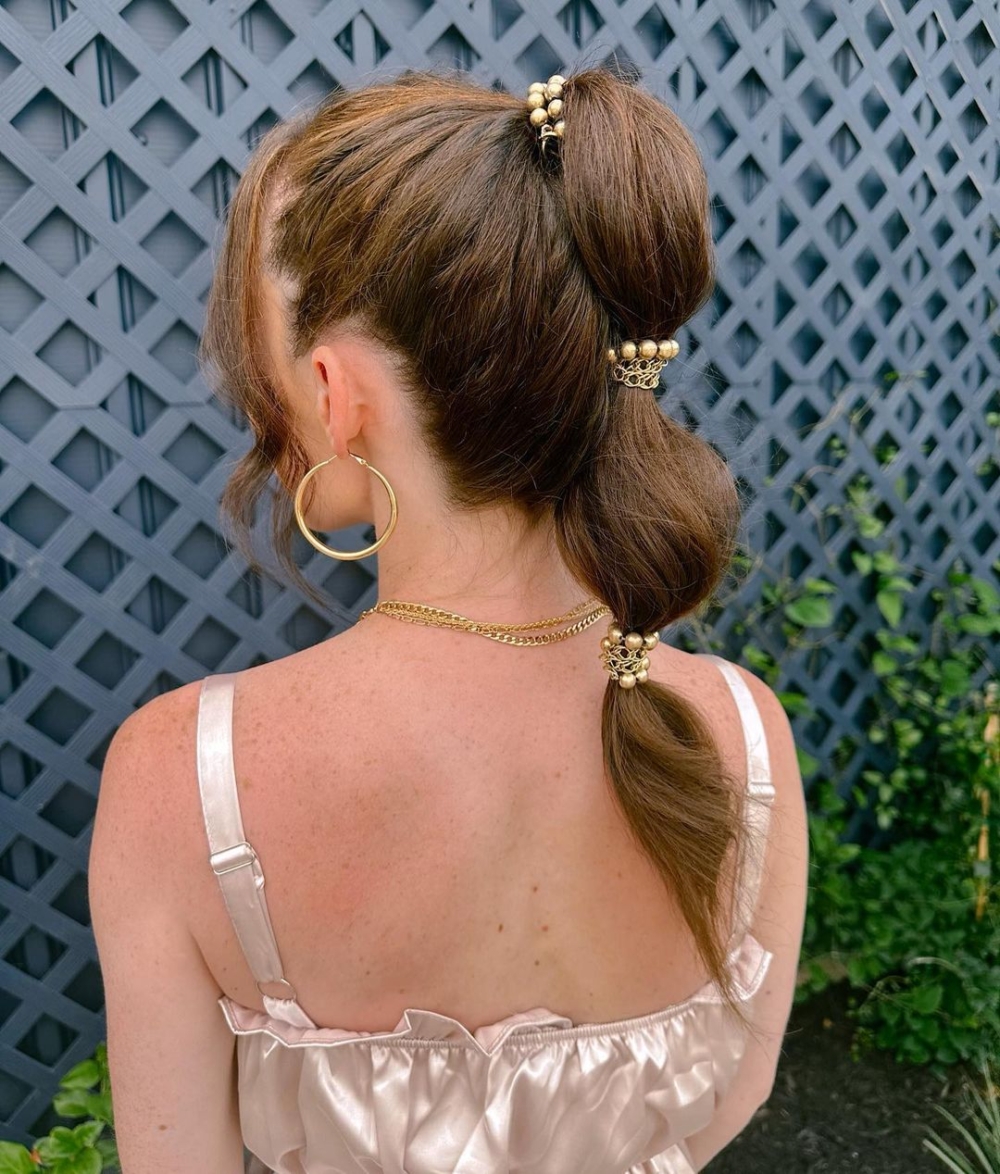 搭配髮飾增加變化