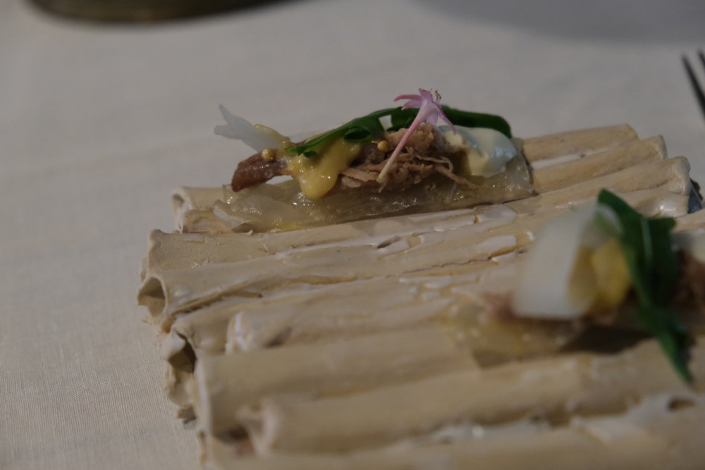 Tarte au confit de canard新鮮無花果油封鴨捲。