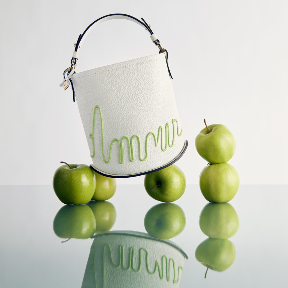 Delvaux ×René Magritte主題1:L'Amour系列