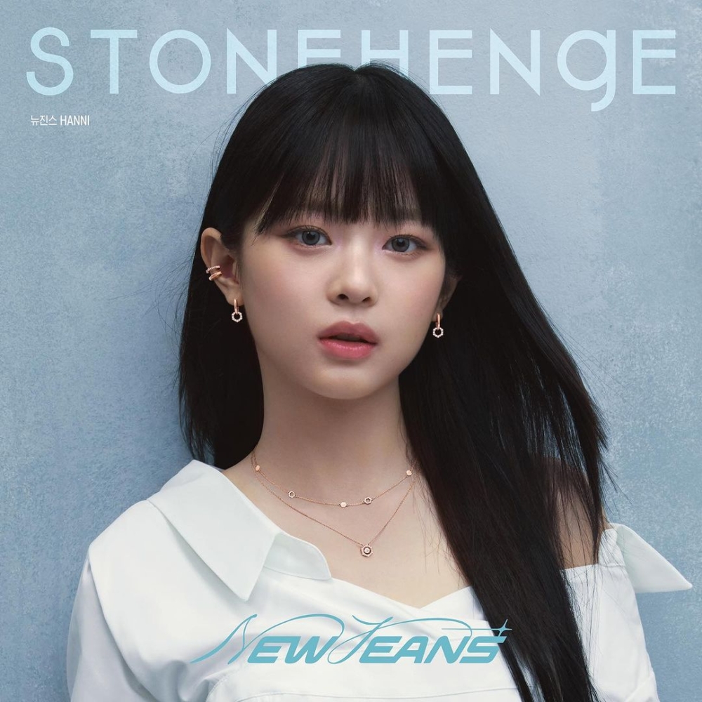 五位成員各自戴上STONEHENgE品牌首飾