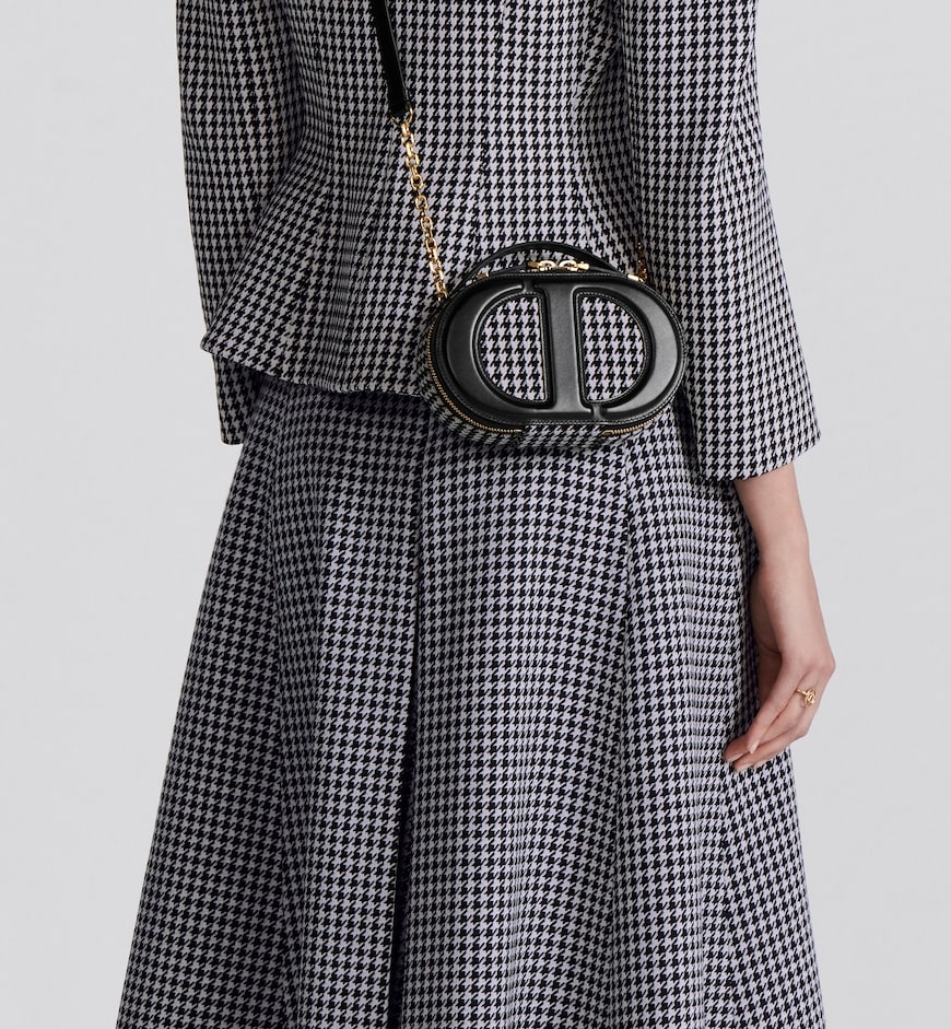 以用作單肩包或斜挎包，非常適合日常使用