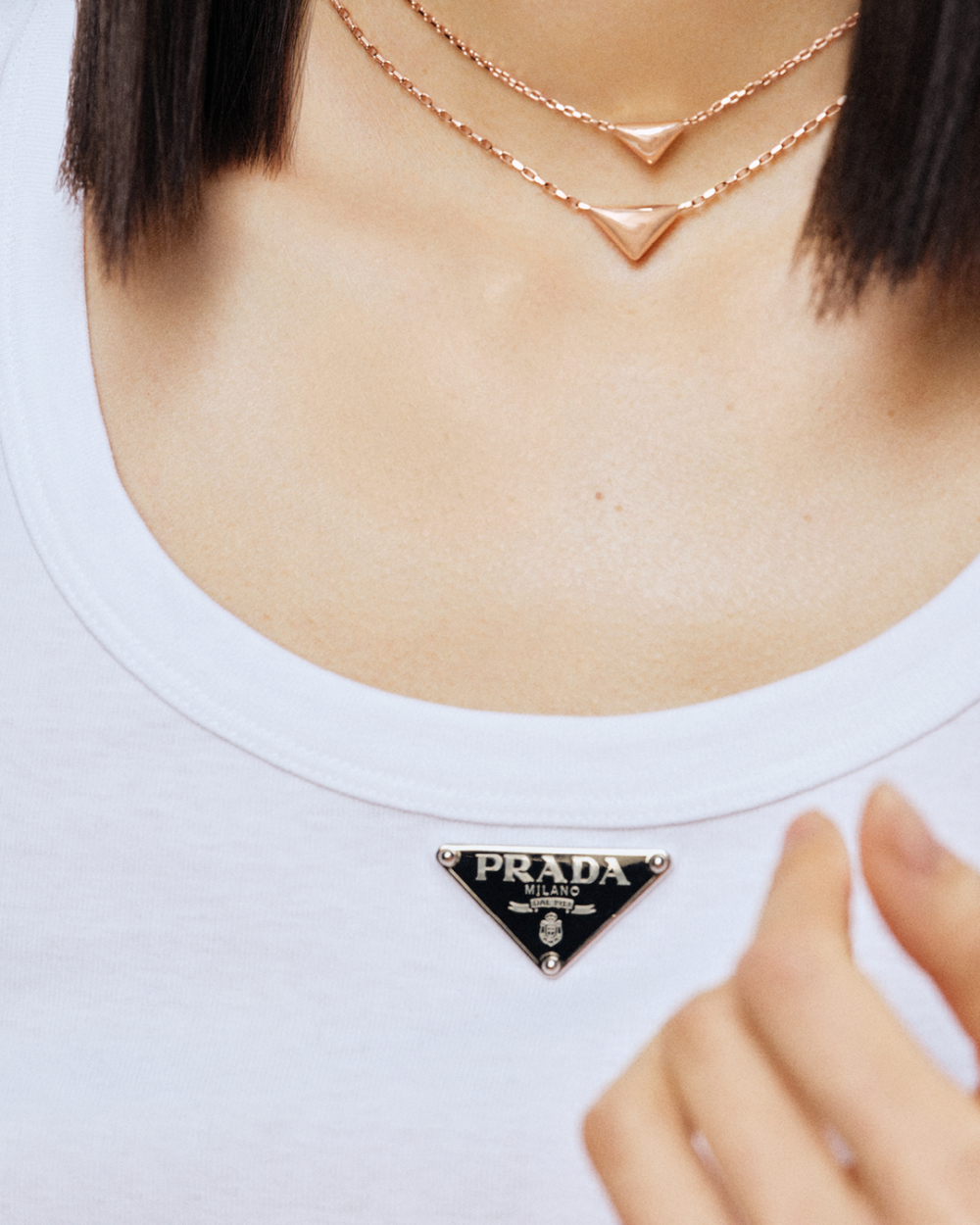 Prada Eternal Gold 18K玫瑰金迷你三角形吊墜項鏈