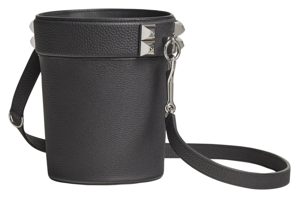 So Médor Bag in Togo Calfskin。