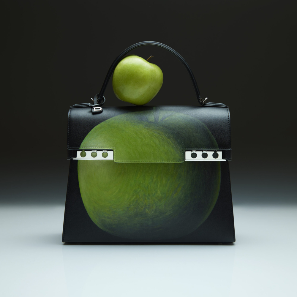 Delvaux × René Magritte主題3:La Pomme手袋系列