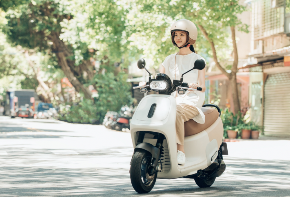 Gogoro與MUJI無印良品攜手推出聯名車款。