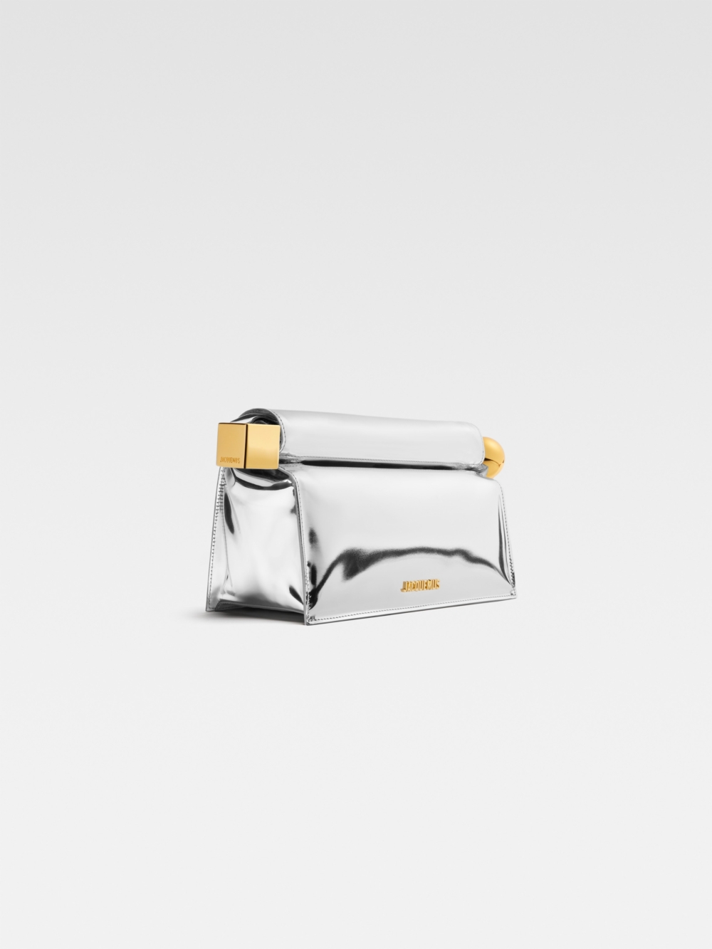 當你把它捲起來後，就像一個稍微起皺的外賣袋