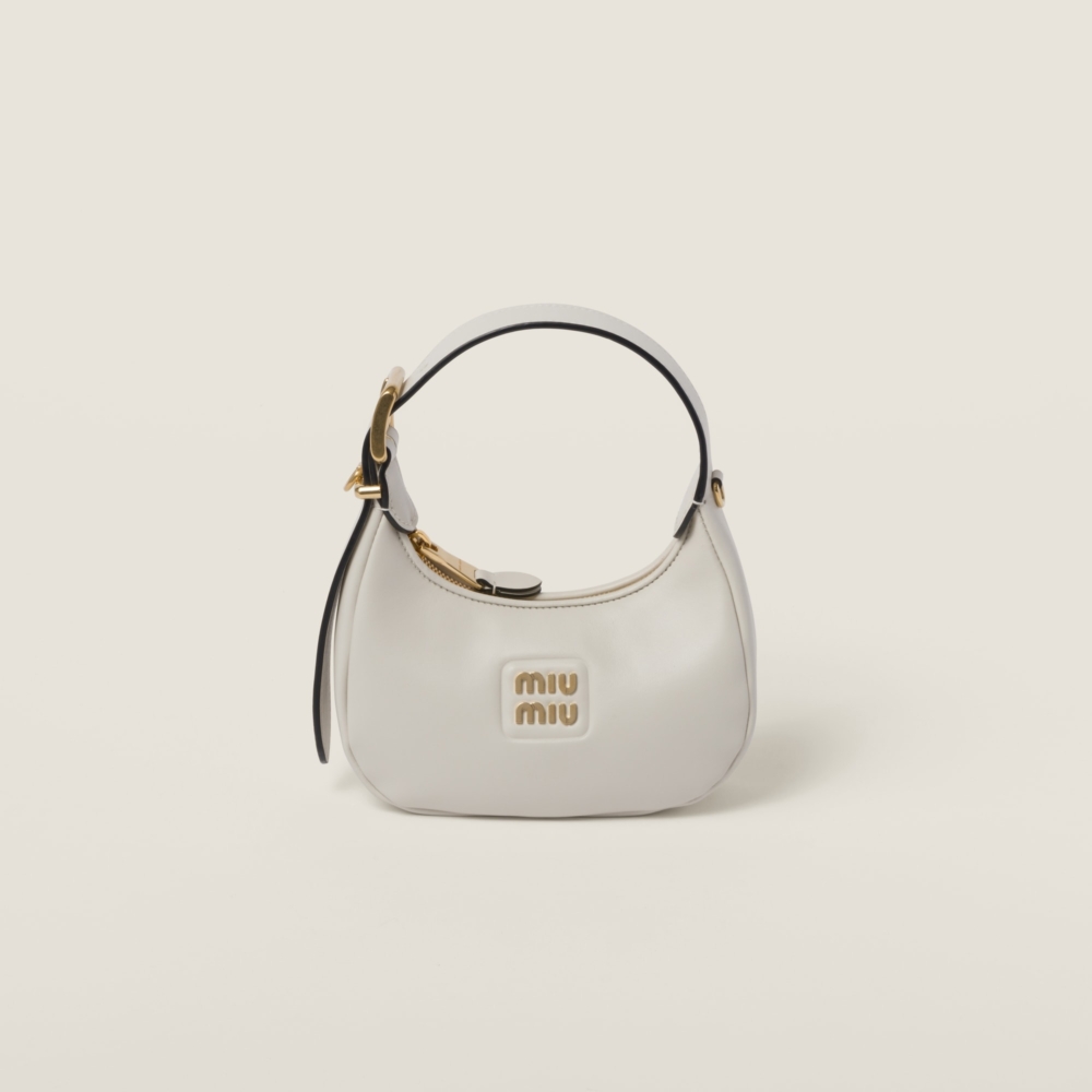 手袋大小為W15.5× H17 × D5.5 cm