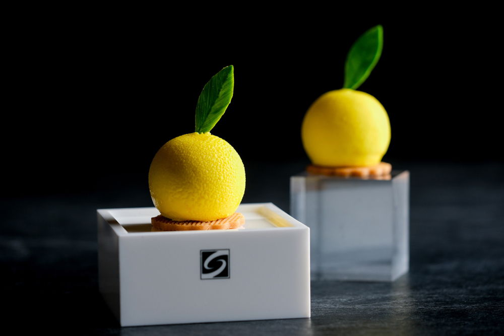 薄荷檸檬撻是香港喜來登酒店蠔酒吧的招牌甜品，必食！