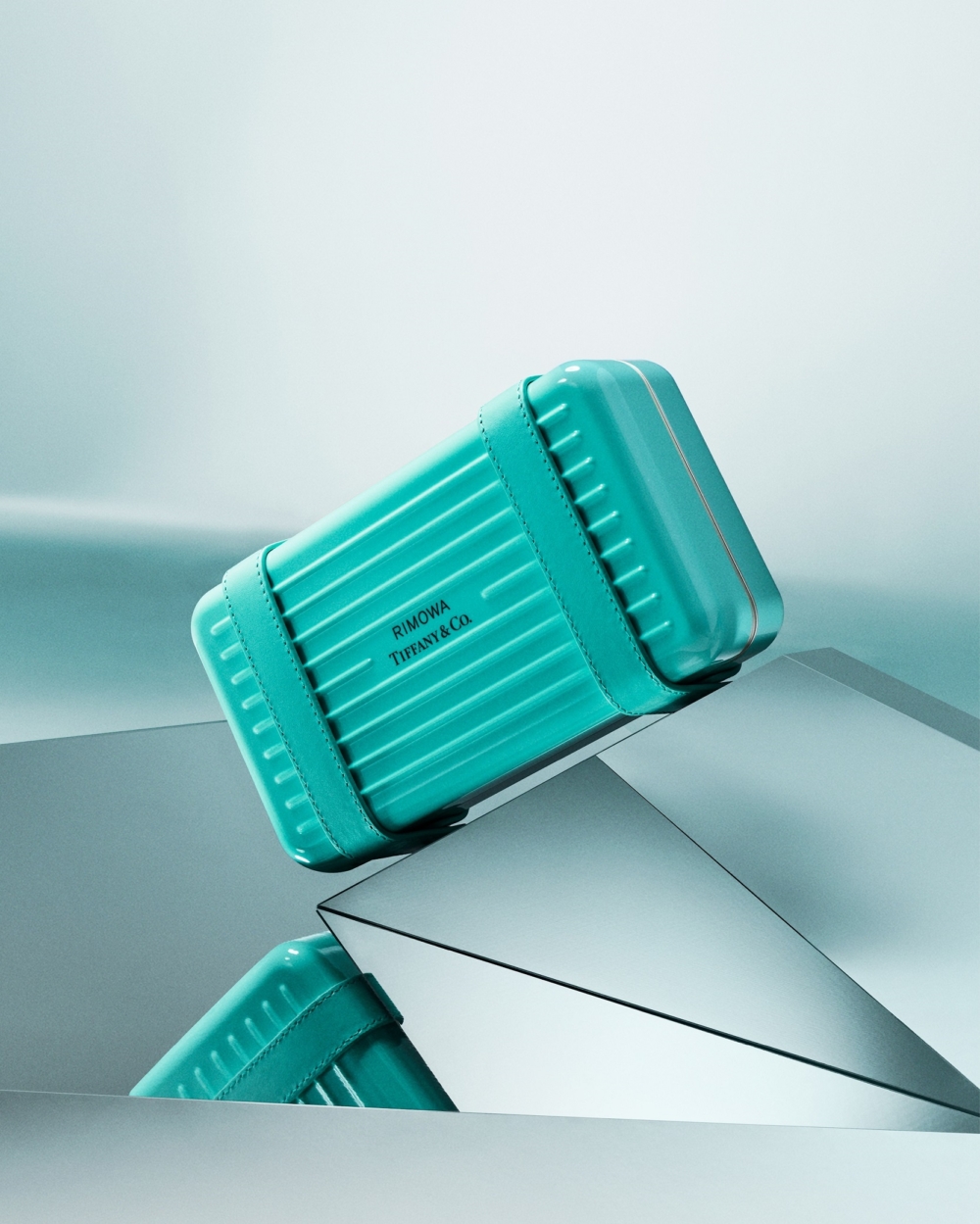 Rimowa x Tiffany & Co.限量聯名系列迷你箱。